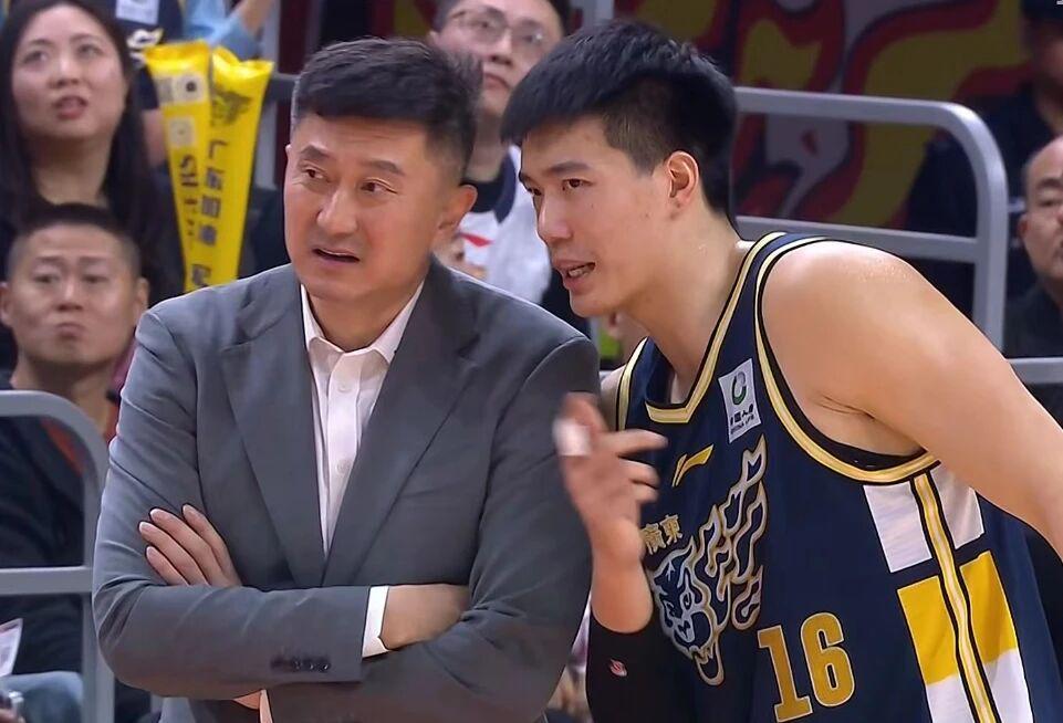 广东男篮内线大将受伤,山西男篮恐被罚,辽宁男篮赵继伟确定复出